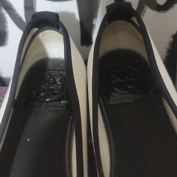 Tory Burch Slip Ons Black And White Shoes - Picture 3 of 8